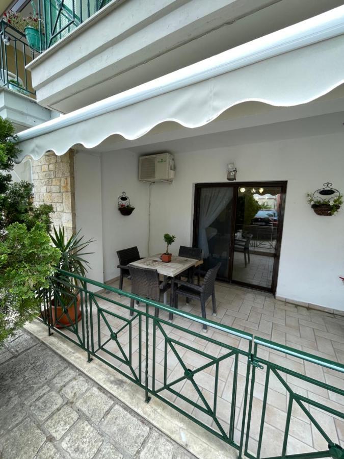 Aurora Apartment อาฟิโตส ภายนอก รูปภาพ