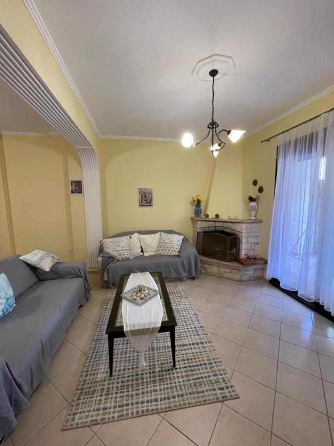 Aurora Apartment อาฟิโตส ภายนอก รูปภาพ